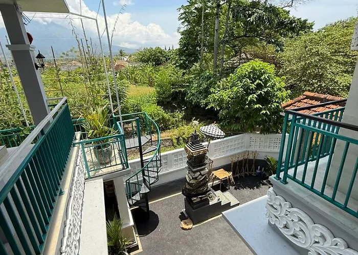 Lili * Amed (Bali)